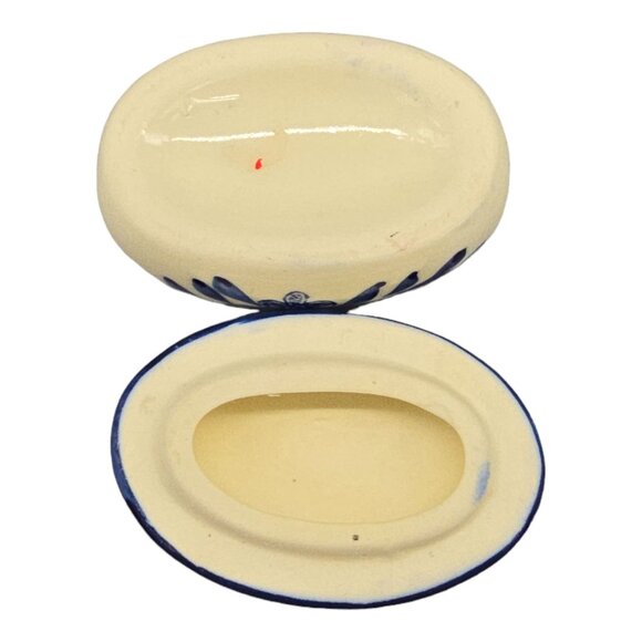 Hand-Painted Delft Blue & White Ceramic Trinket Box with Windmill Design - Picture 4 of 10